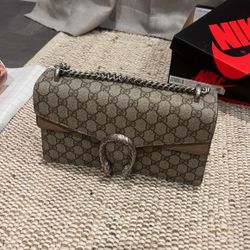 Gucci GG Supreme Small Dionysus Bag 