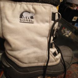 Sorel Cumberland Women's SIZE 6 Snowboots