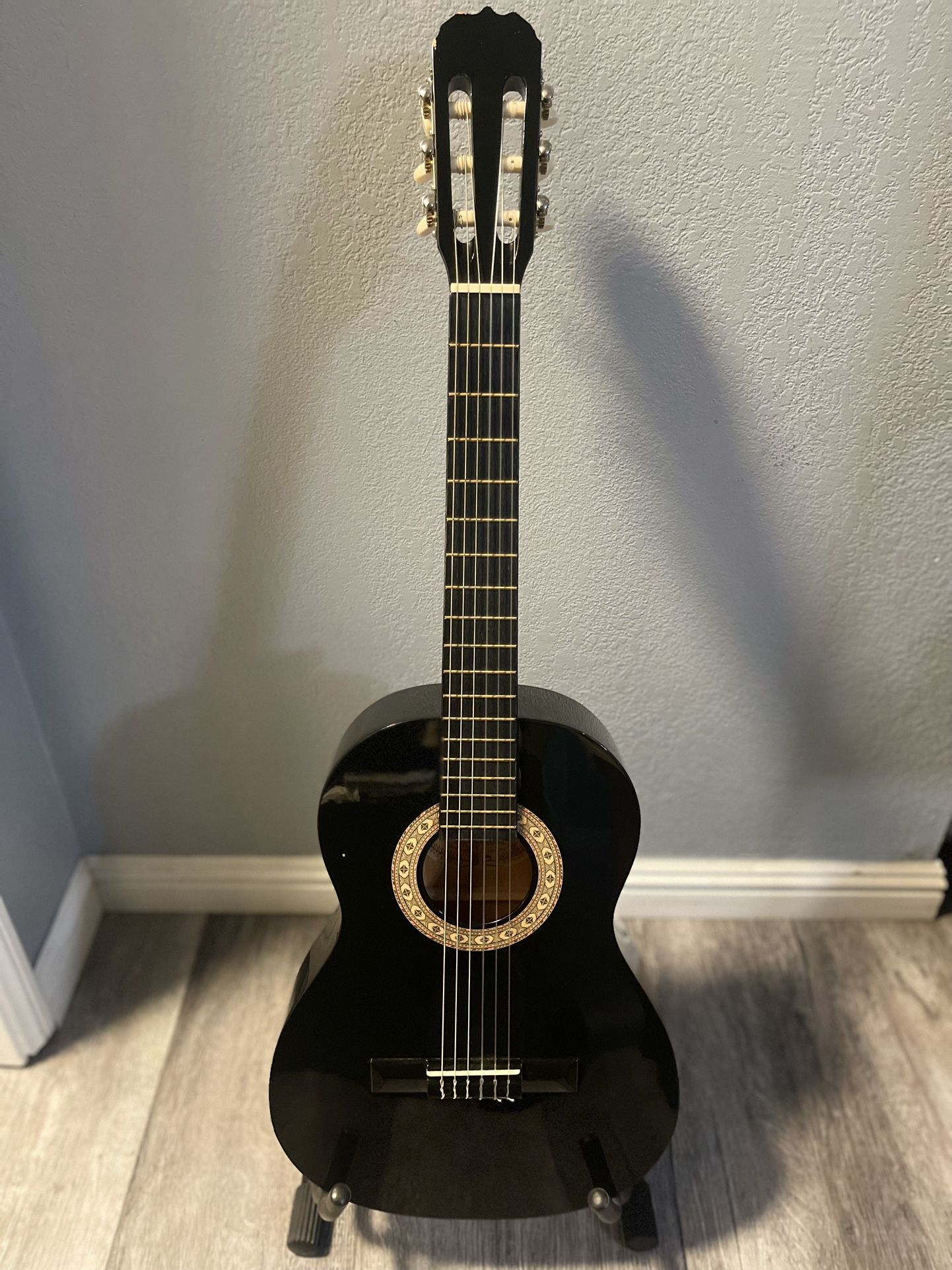 Sunlite Classical Style Acoustic Guitar 