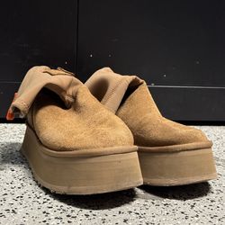 UGG Women's Classic Dipper boots