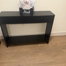 Entry Way Table 