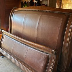 King Leather Wood Fram
