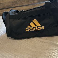 Medium Duffle Bag
