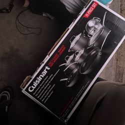 cuisinart 11 pcs cookware brand. new in box