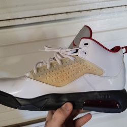 Jordan MAXIN 200 "FIRE RED" SIZE 13