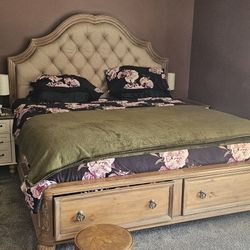 Cal King Bedroom Set