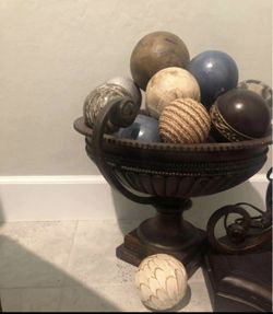 Decorative Pedestal Bowl 