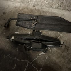 Spare Tire Kit With Jack