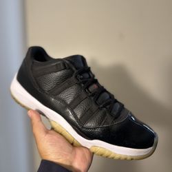 Air Jordan 11 Retro Low “72/10”