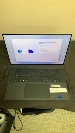 Dell XPS 17 Laptop
