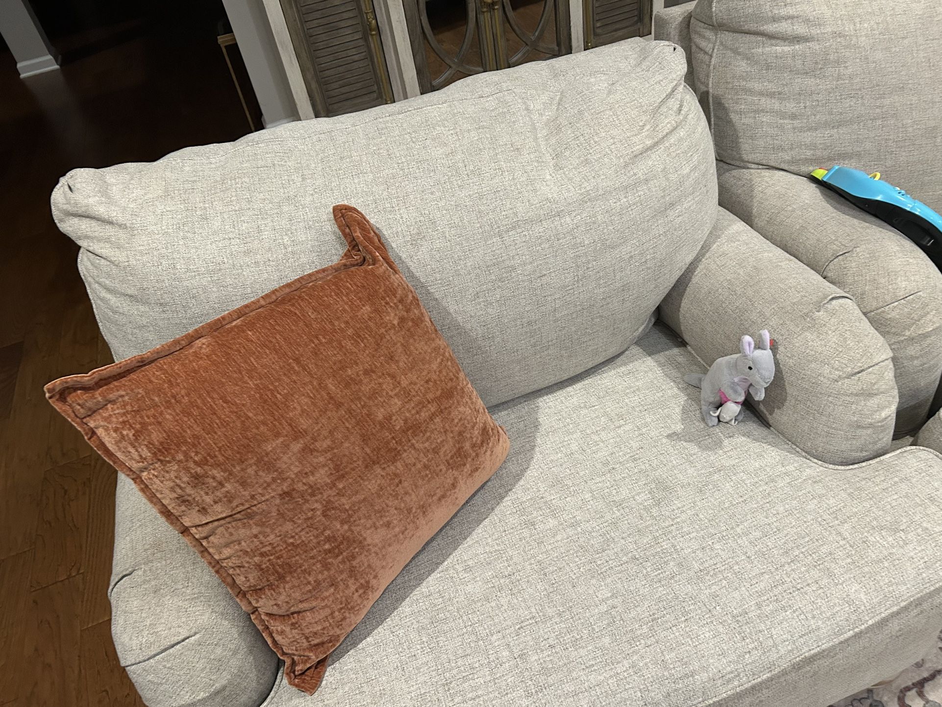 Sofa Set With Ottoman -$220