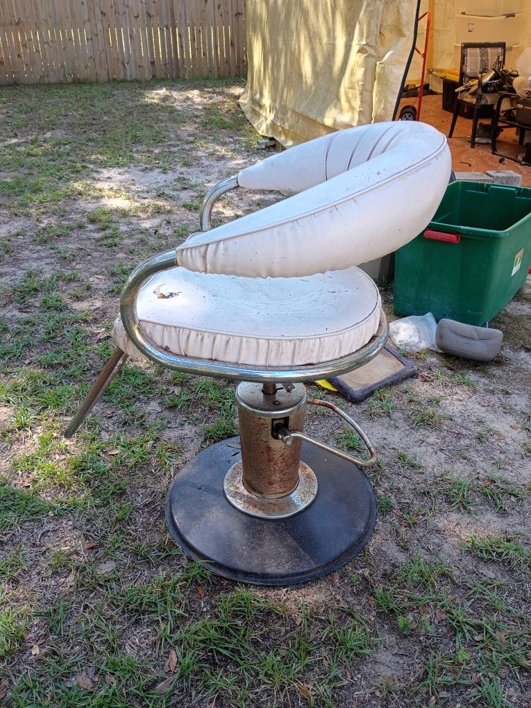 Beauty Shop Chair