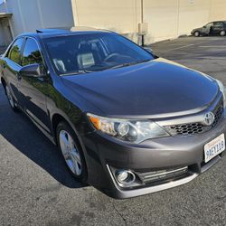 Toyota Camry  2012