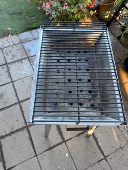 Charcoal BBQ Grill with Stand