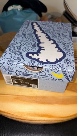 (NEW / IN-BOX) Nike Flex Runner Dream – Size 8C