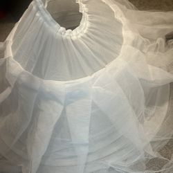 Hoop Under Dress W/ruffles