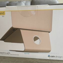 MacBook Stand 
