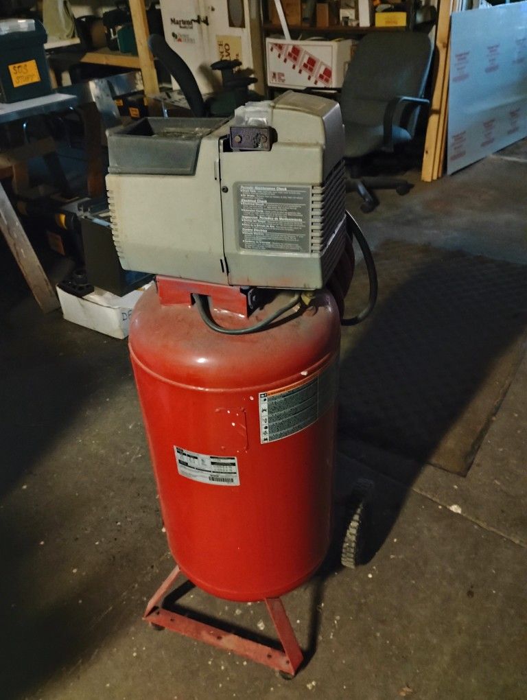 Porter-Cable Jet Stream 6 Horsepower 25 Gallon Air Compressor