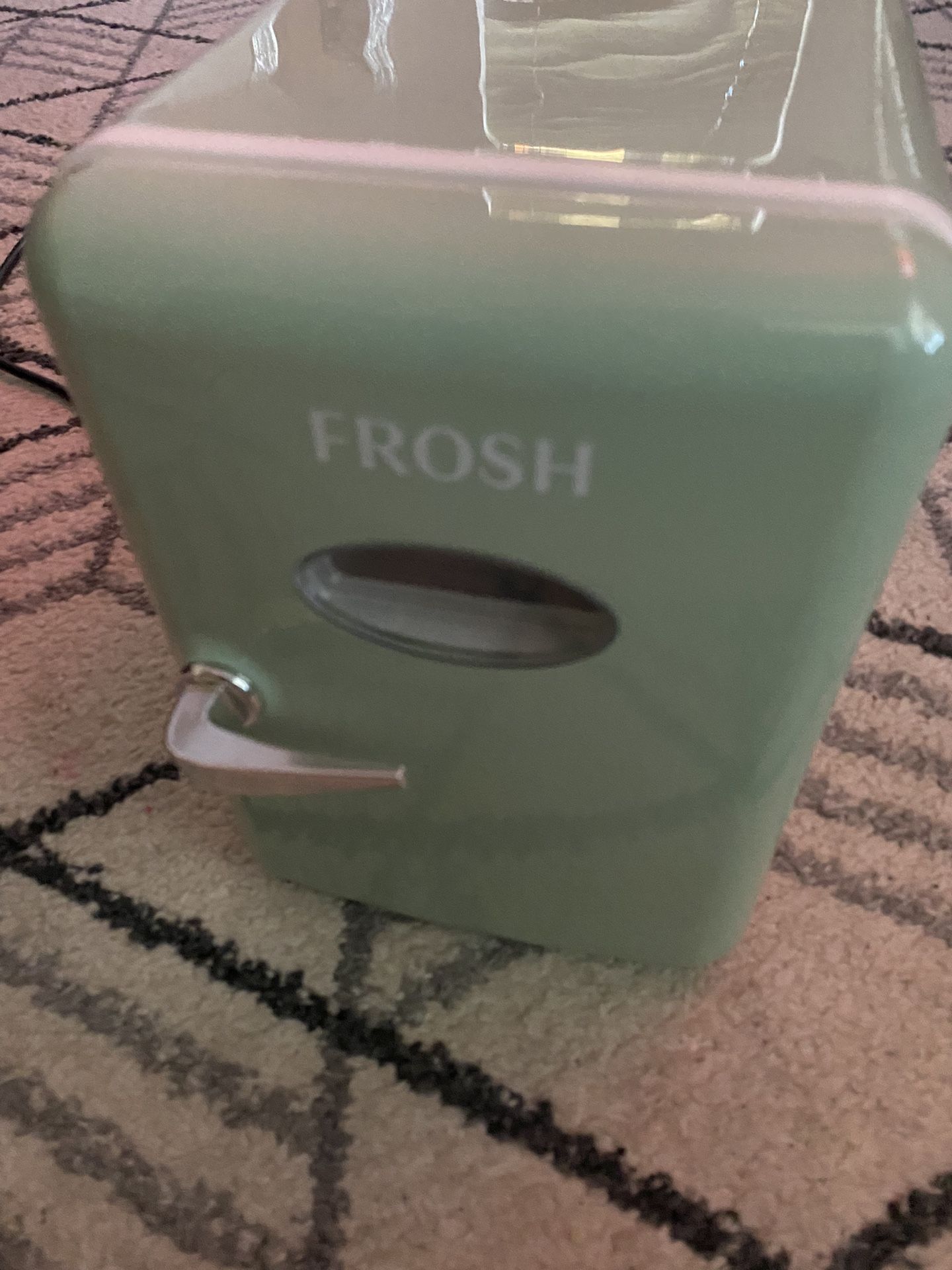 Frosh Mini Mini Fridge