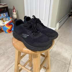 Skechers go walk arch fit air cooled 9.5