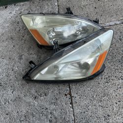03-07 Honda Accord Headlights 