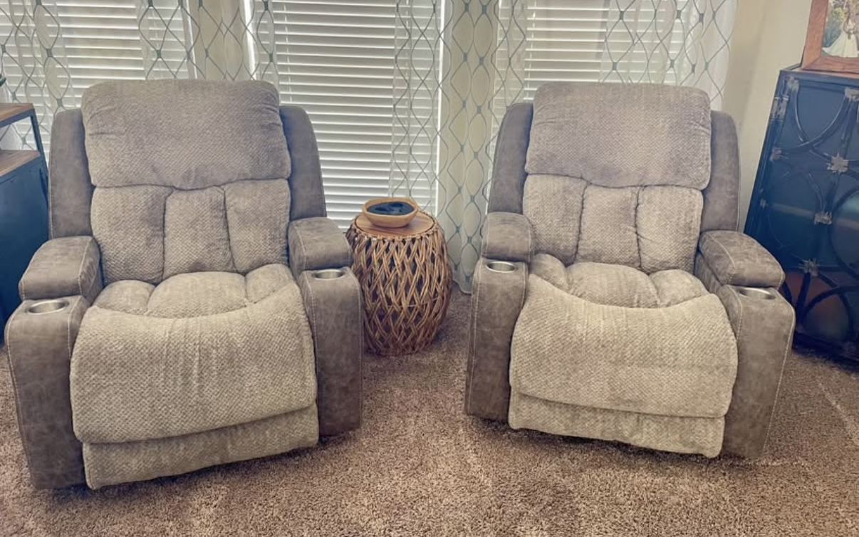 Denali Dual Power Recliners
