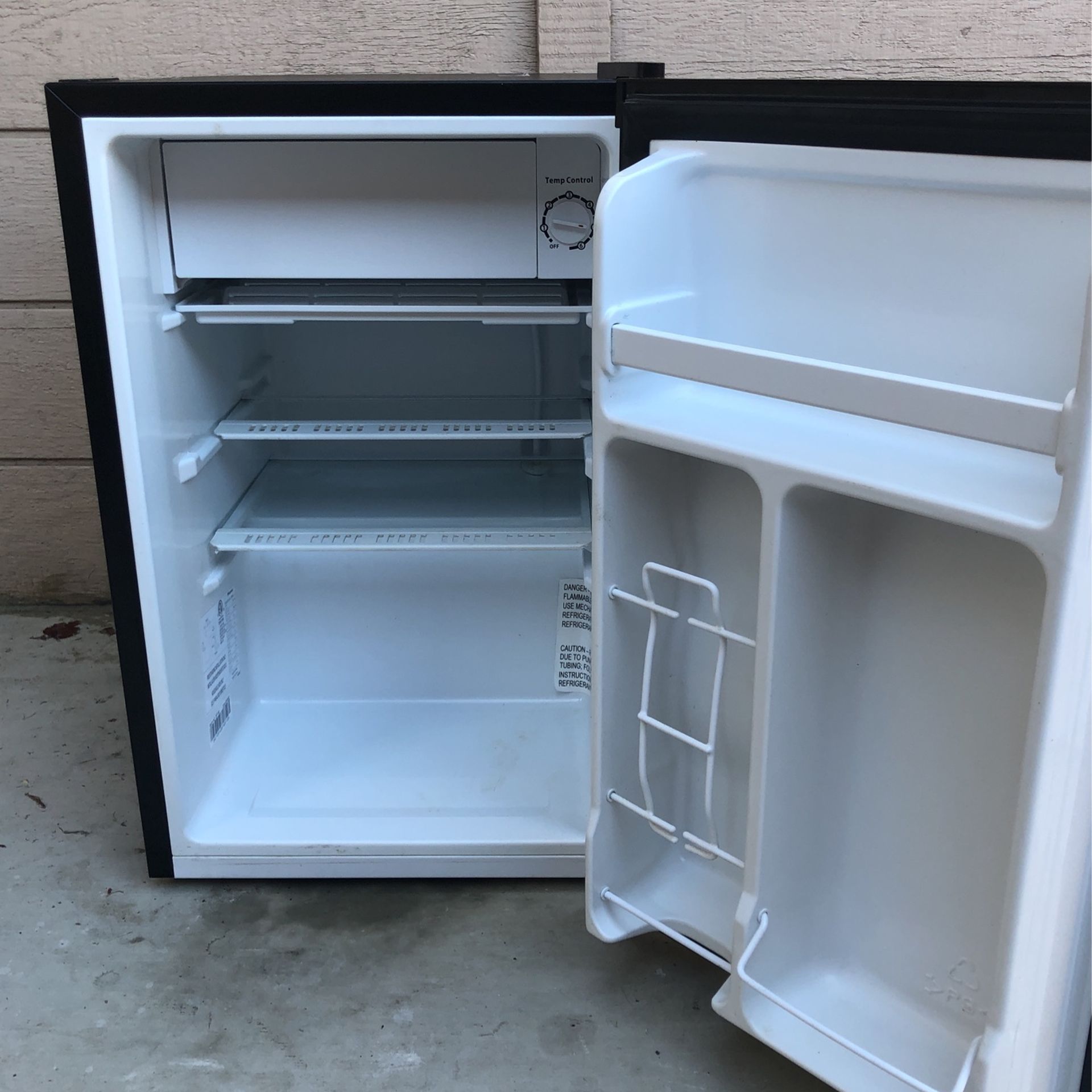 Mini Fridge