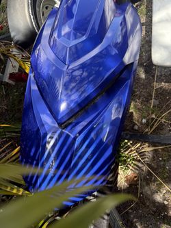 Yamaha Crowling Front Hatch