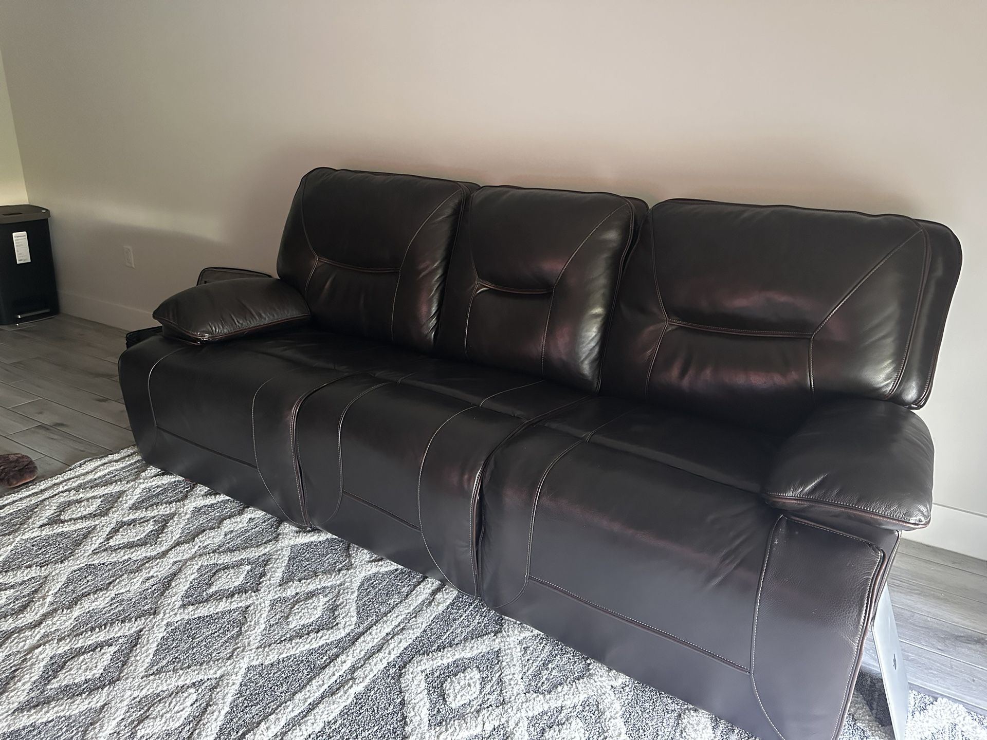 3 Seat Recliner Couch MUST GO GIVE ME YOUR BEST OFFER