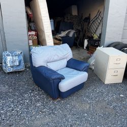 Couches And Coffee Tables 