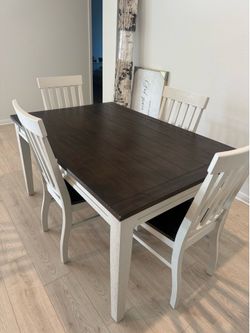 Dinning Room Table