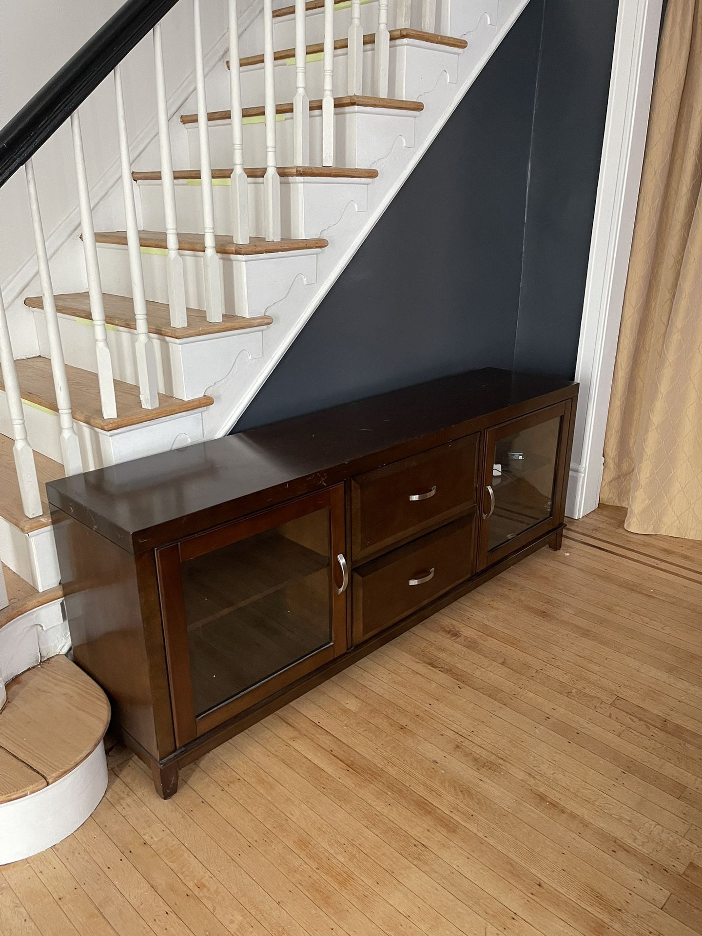 TV STAND/ entertainment center / wooden w/ drawers $150 obo P/U Upper Darby 19082