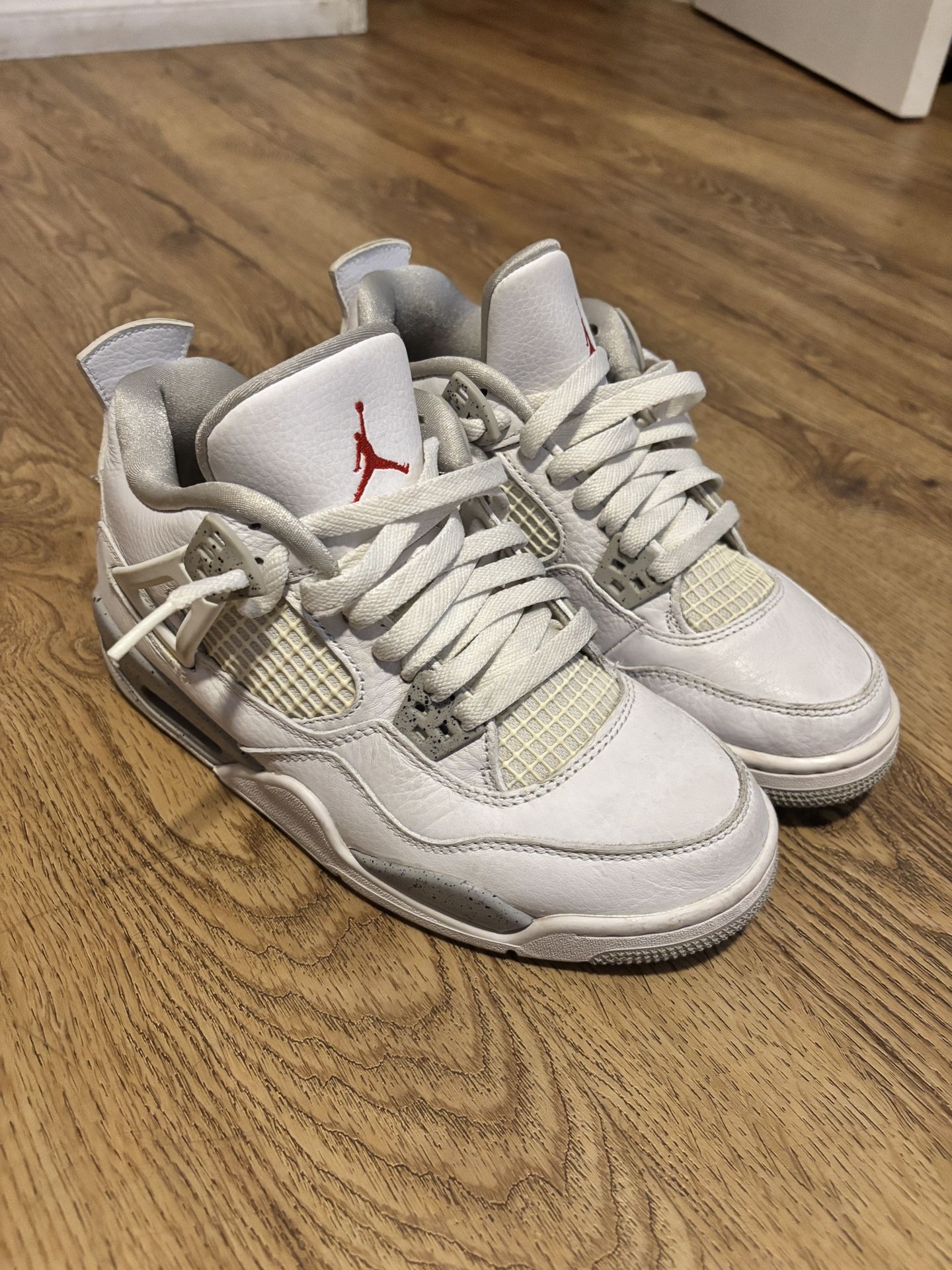 Jordan 4 Oreos Clothing