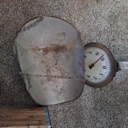 CHAMPION ANTIQUE SCALE