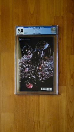 Catwoman #39 1:25, CGC 9.8, White Pages