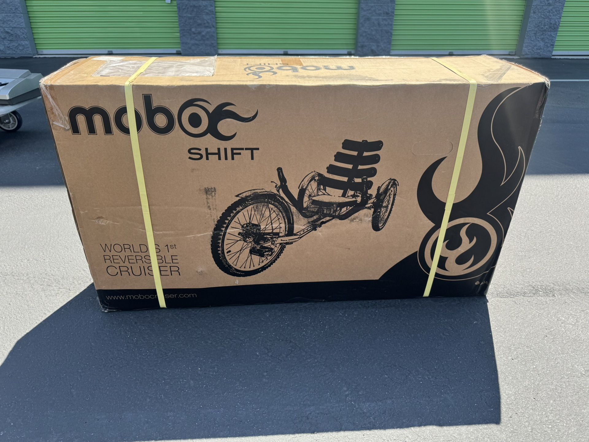 NEW Mobo Shift Reversible Three Wheeled Cruiser Adult Ride On Blue Trike 
