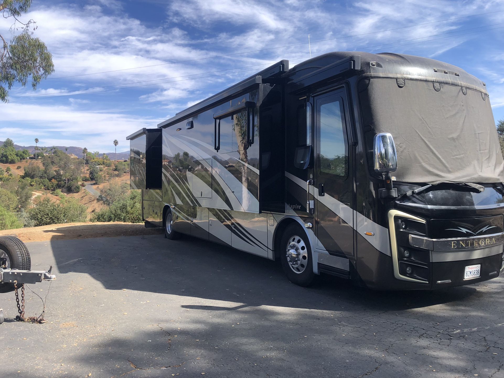 ENTEGRA ASPIRE 40 Foot Diesel Pusher