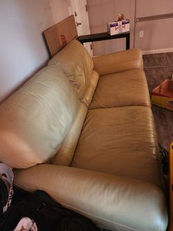 Free couches