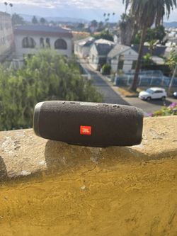 Jbl charge in 3