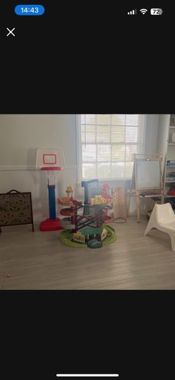 Basketball roll➕white board➕Tomas car track