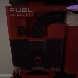 Milwaukee Packout Vacuum 