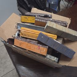 (Parts) Box of HO Scale model train Rolling stock