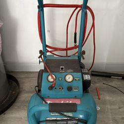 Makita Air Compressor 