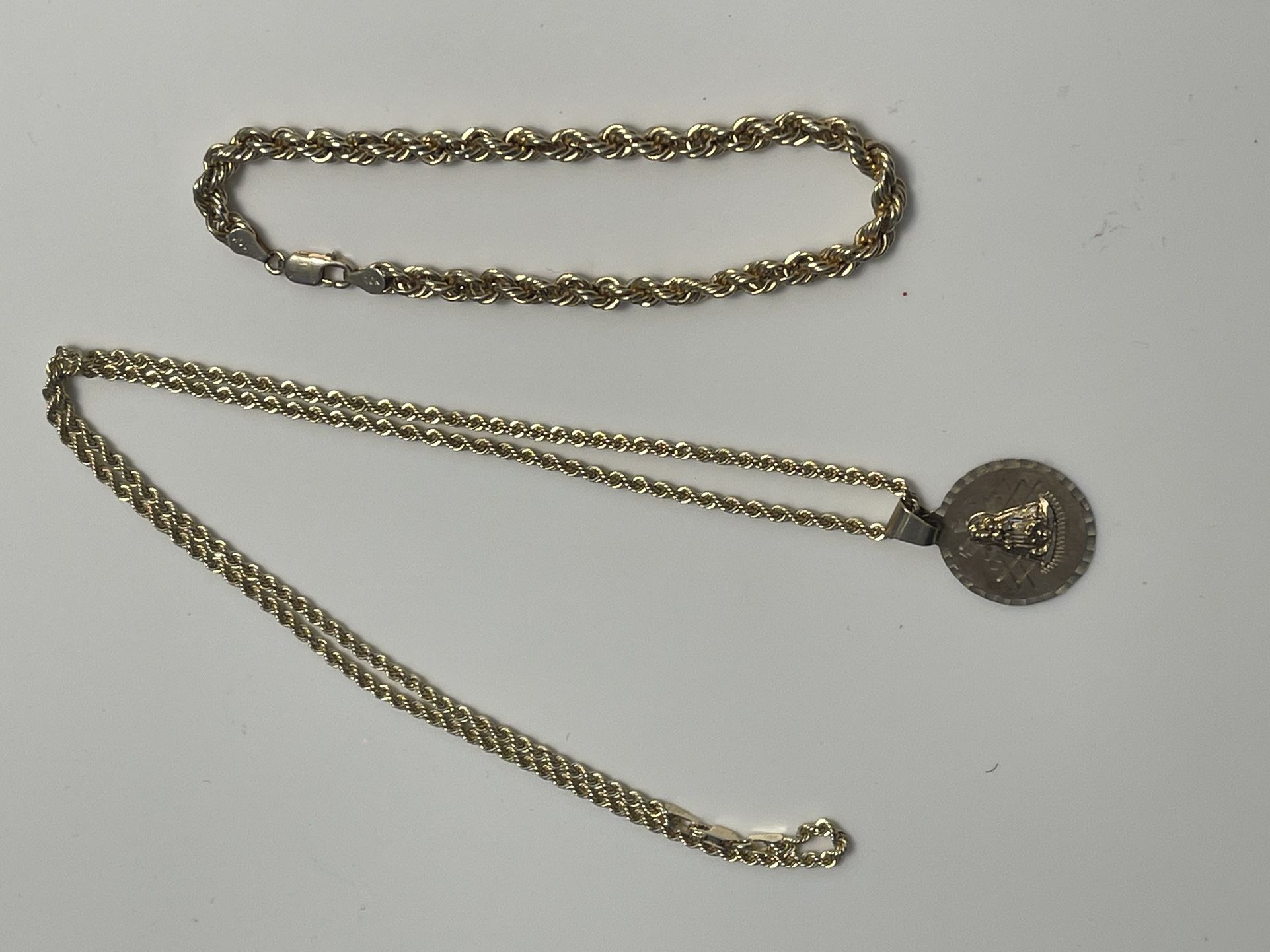 10k Gold Chain And Brazalete