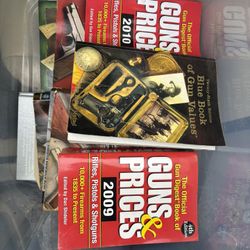 Collection Of Gun trader And Pricing Guides