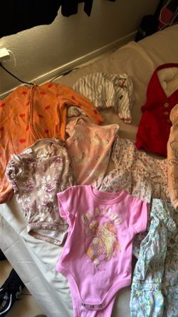 Baby clothes 0-3 months