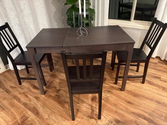 Solid Wood 5- Piece Dinning Set