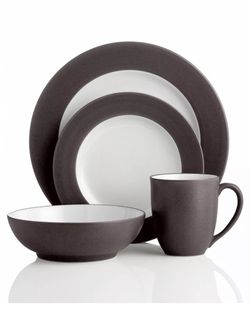NORITAKE Colorwave Rim 4 Piece Place Setting