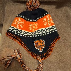 Chicago Bears Pom Knit Hat With Tassel, used