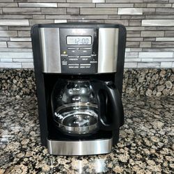 Amazing Programmable Coffee Maker 